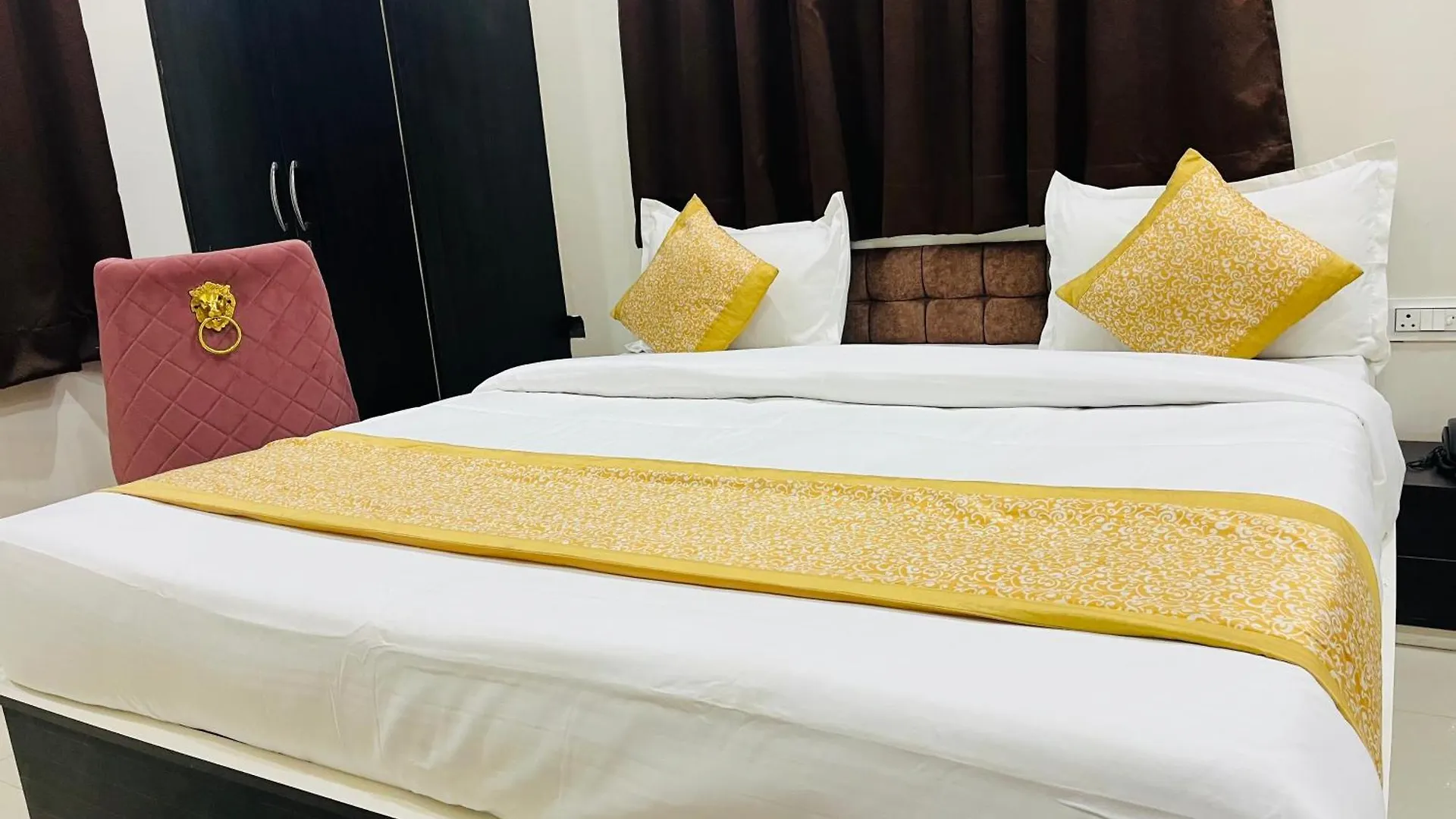 Hotel Aastha Inn Benares
