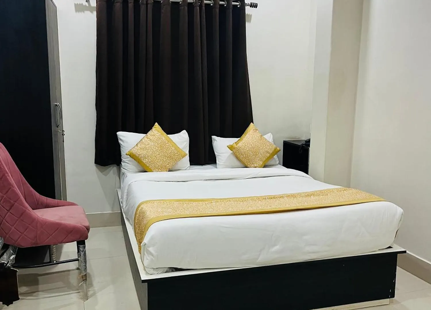 Hotel Aastha Inn Benares