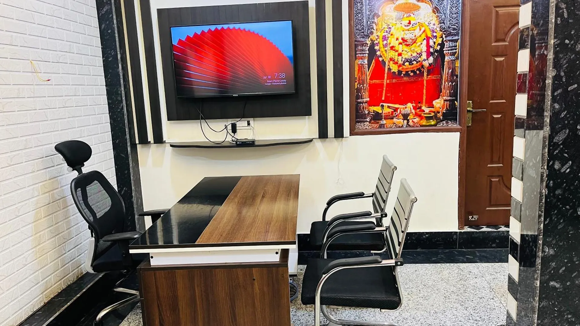 Hotel Aastha Inn Varanasi