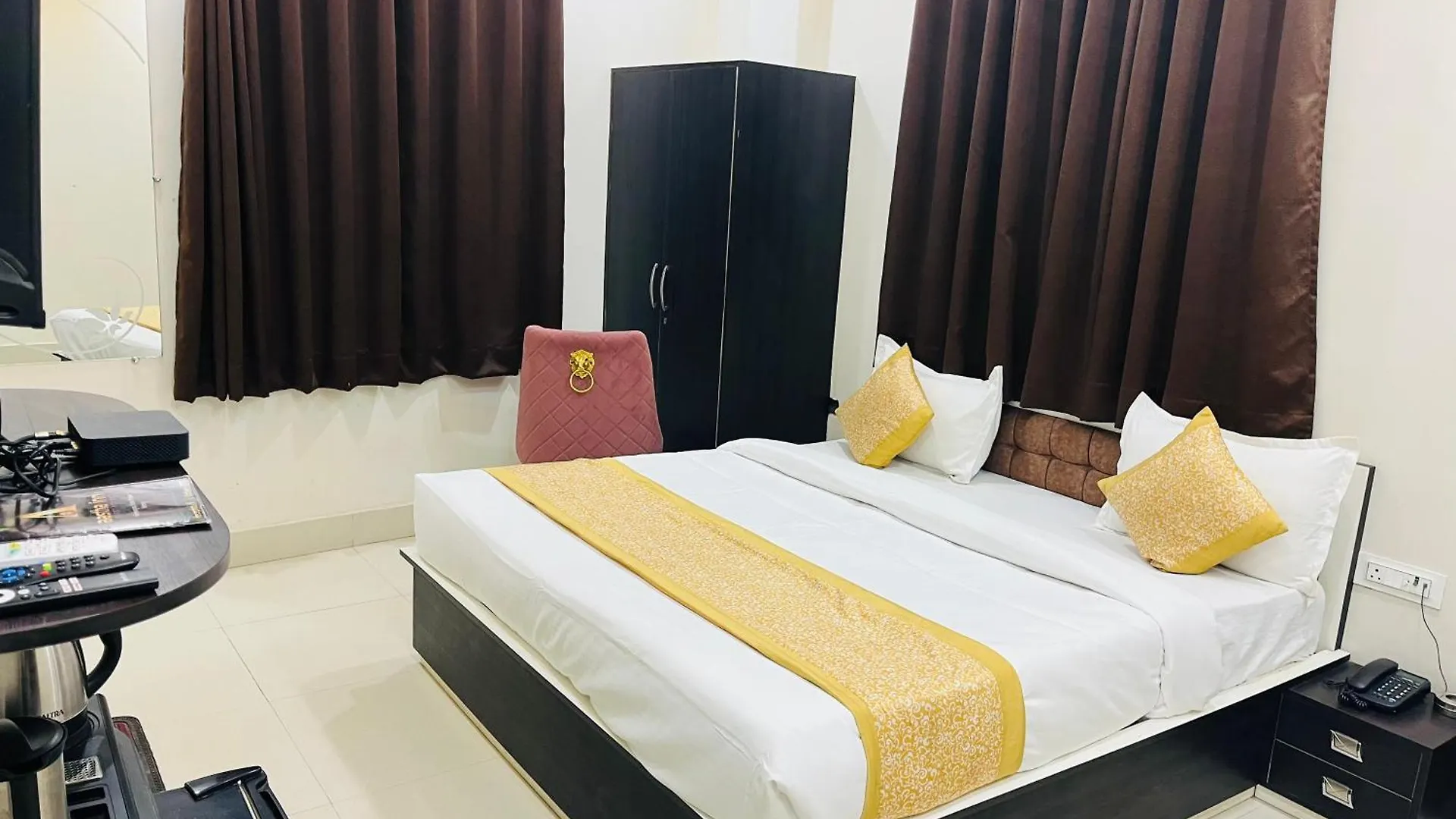 Hotel Aastha Inn Varanasi