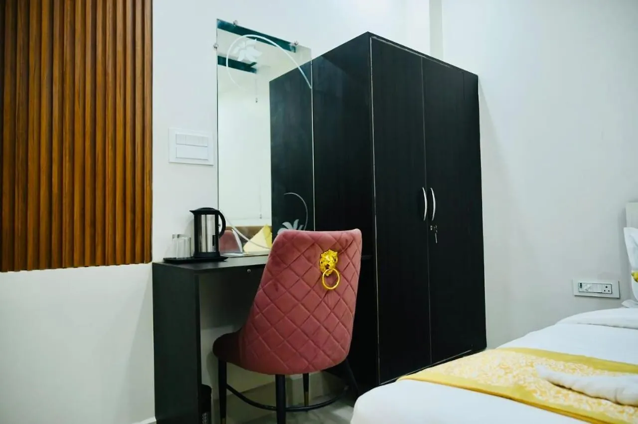 Hotel Aastha Inn Varanasi