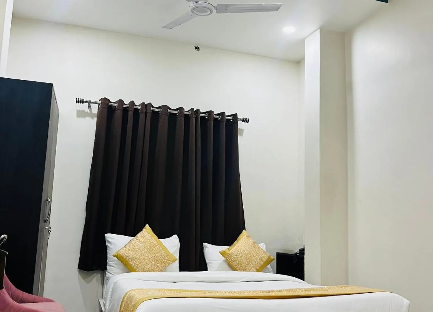 Hotel Aastha Inn Varanasi